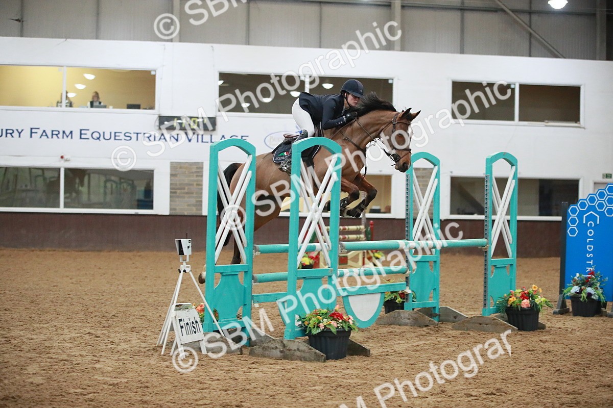 SBM_001219 - Class 4 - Senior Newcomers - 1.10m Open