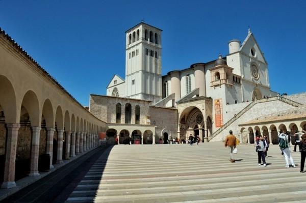  - Assisi & Siena