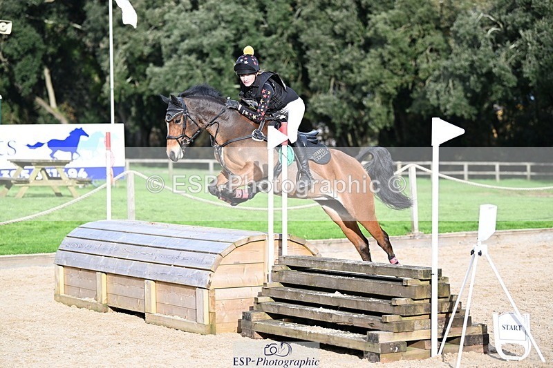 241117-133939-04231 - Cls 3 90-95cm 13.00 to 14.00