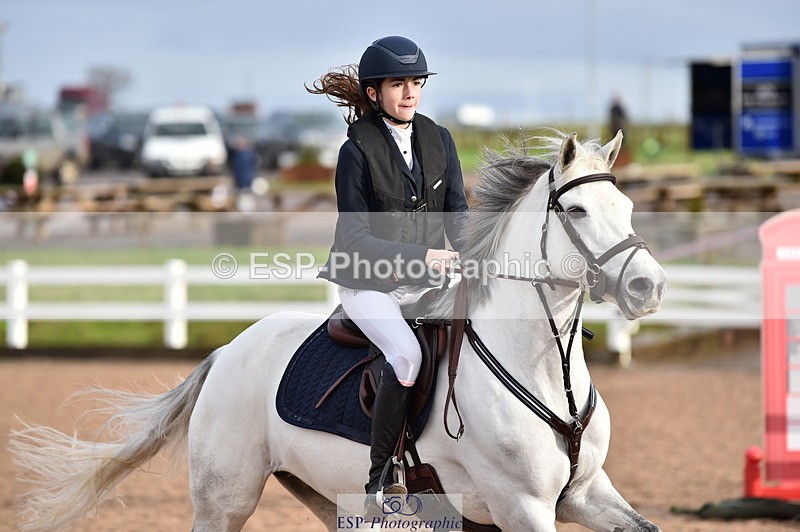 231203A-114418-00953 - Cls 4 Newcomers & 1m Open