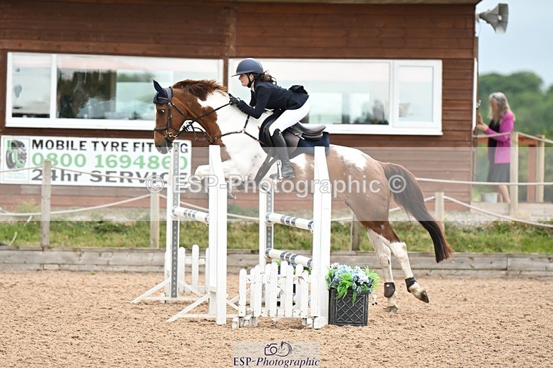 250607-121616-01043 - Cls 10 Pony Newcomers and 1m