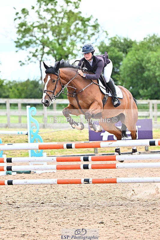 240608A-125736-02441 - Cls 4 Snr Newcomers and 1.10m Open