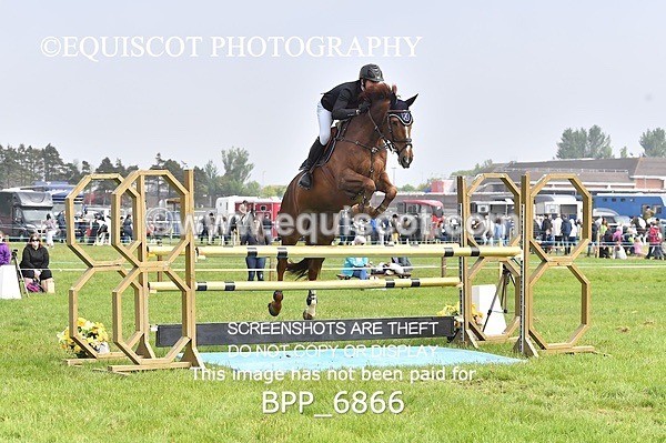 BPP_6866 - CLASS 3 RHS Fox Champ Qual (1.20m)