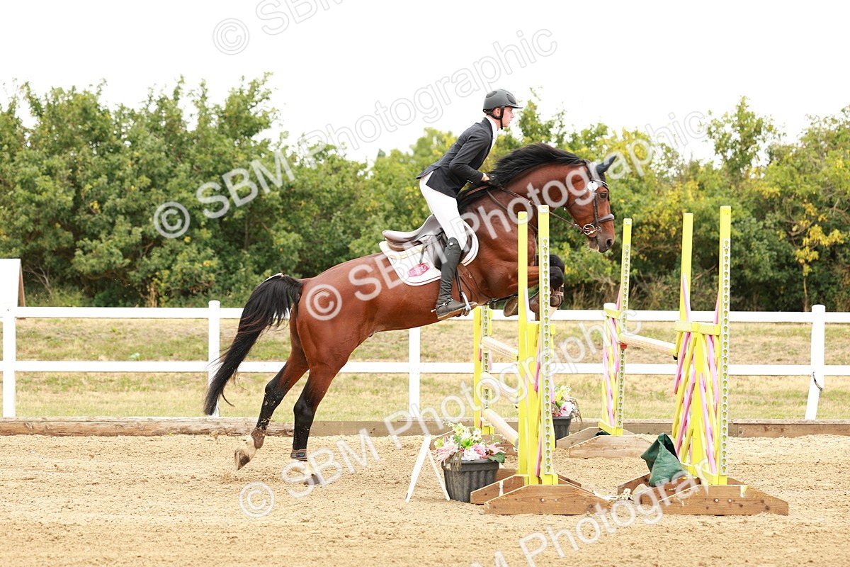 SBM_016621 - Class 20 - Senior Newcomers - 1.10m