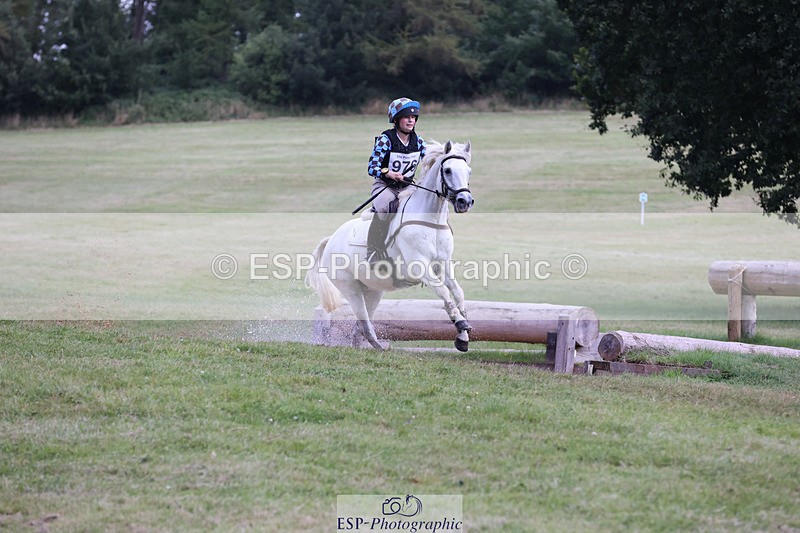 240825X-173043-38360 - 80cm XC 17.30 to End