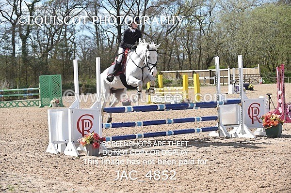 JAC_4852 - CLASS 13 SAT Senior BritiNovice/ 90cm Open
