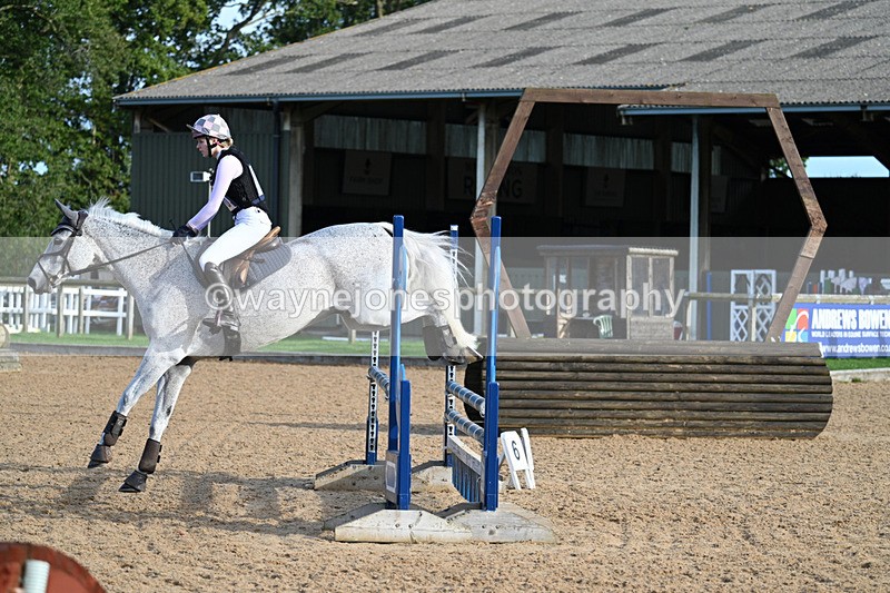 WJ7_5866 - Time 16:18 to 16:39