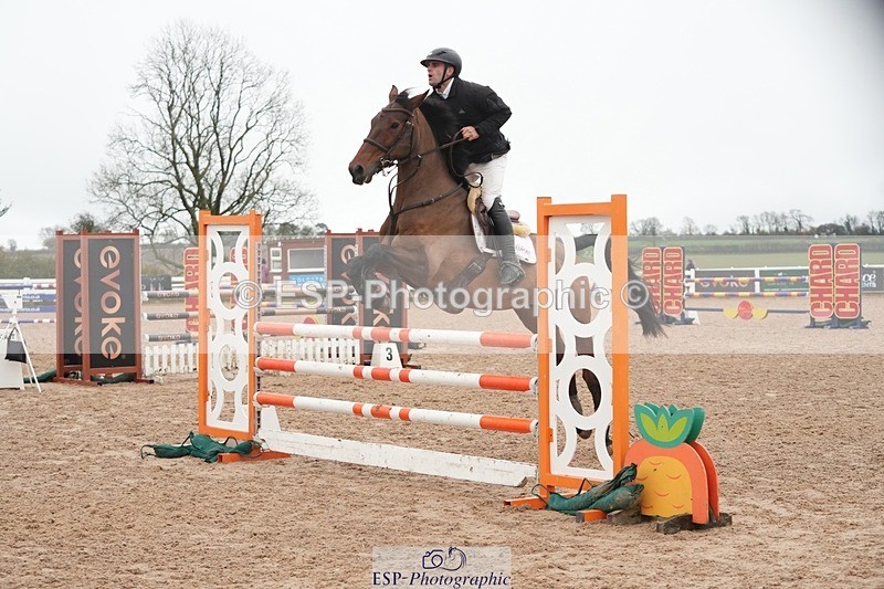 251107-131918-00915 - Cls 5 Newcomers and 1.10m Open