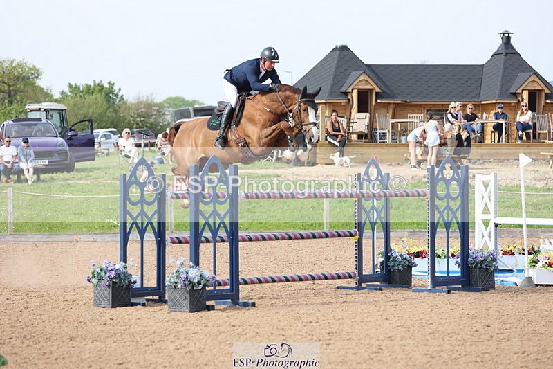 240511A-170033-15132 - Cls 38 National 1.40m Open