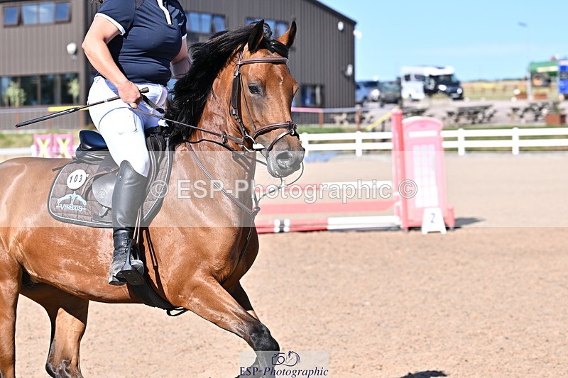 250708A-173128-00251 - 80cm Classes