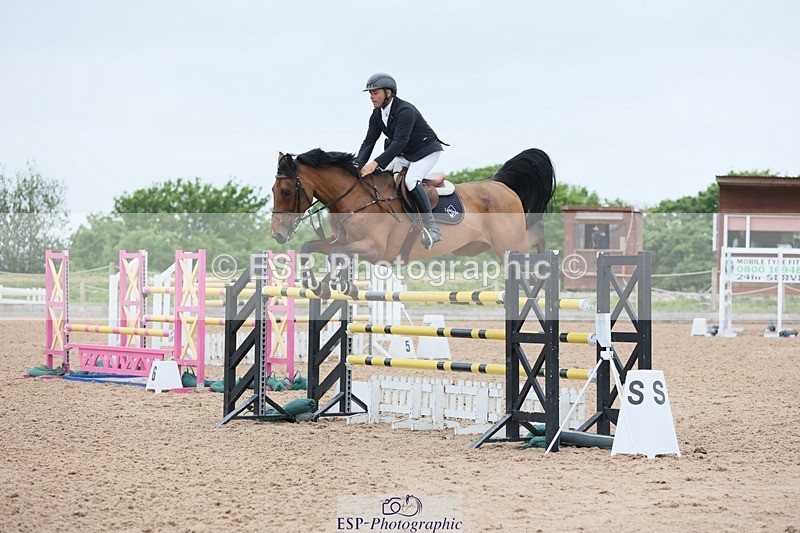 250524-132335-05026 - Cls 15 Snr Fox 1st Rnd