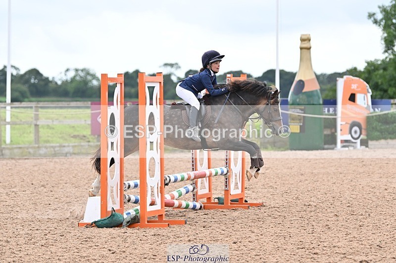 240813-160715-00157 - Clear round & 60cm