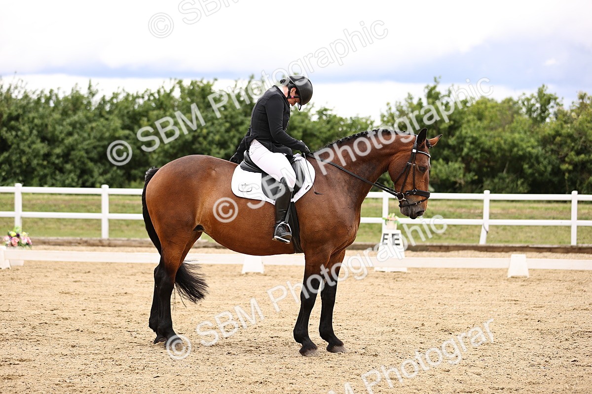 SBM_002034 - Class 2 - Novice 4 - 10.36-11.39