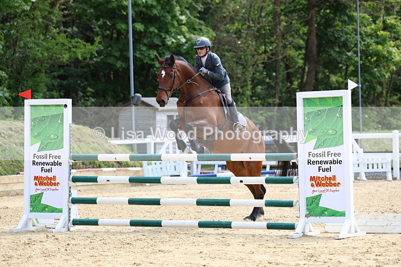 3E7A7051 - Class 7: Senior Newcomers/1.10m open