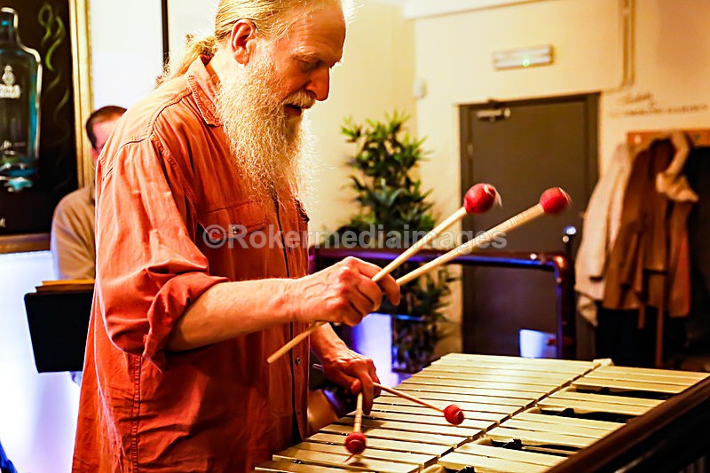  - Roger Beaujolais Italian Trio