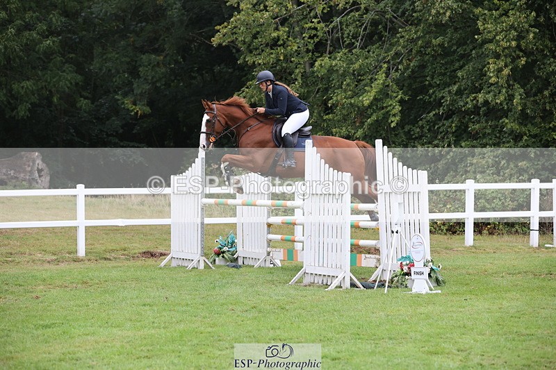 250830A-130440-06540 - Cls 16 Snr Newcomers and 1.10m Open