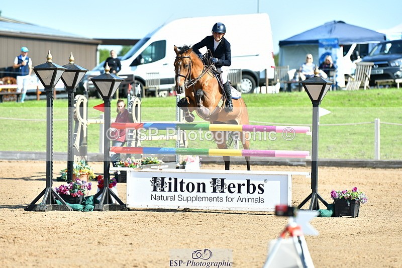 230720A-092920-01718 - Cls 1, 2 Star Small 1.30m