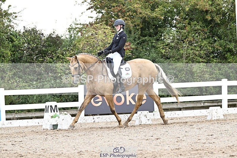 250907-170454-10913 - 054-Amy.Louise.LloydDiva.Royale