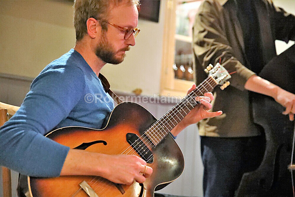 Joe-15 - Joe Webb Music