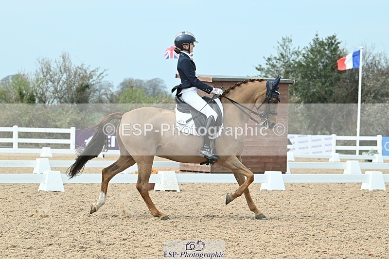 250403-123559-02382 - 061-Violet.Hawkins-DZL.Royal.Sunrise