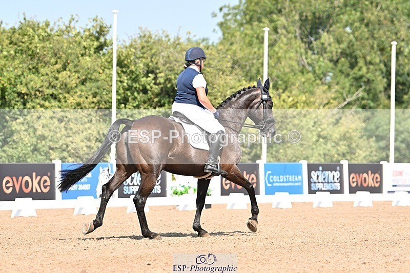 250816-115131-04094 - 109-Amber.Da.SilvaToners.Lady.Florentine