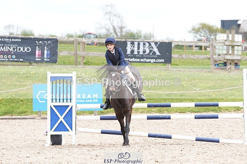 250414-135048-01016 - 90cm Round 2