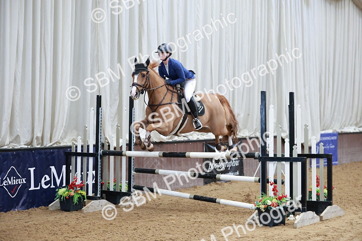 SBM_004108 - Class 11 - Senior Newcomers - 1.10m