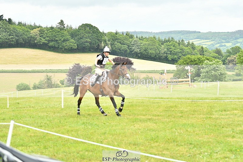 250524A-164943-14841 - C-274-Bizzy.Loffet-LONGBROOK.CHILLI.FLOWER