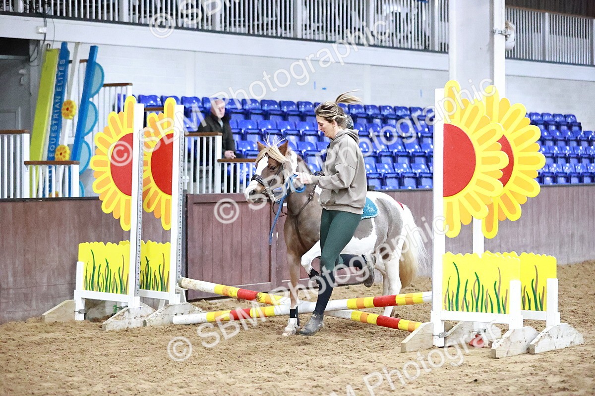 SBM_000035 - Class 1 - Cross Pole Jumping 30cm 40cm