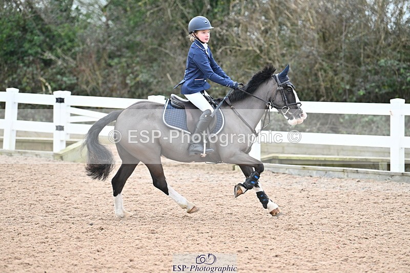 240128A-094843-00105 - Cls 1 Pony Intro 70cm