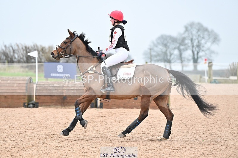 250118-133148-01225 - Cls 3A&B 90cm 13.20 to Coursewalk