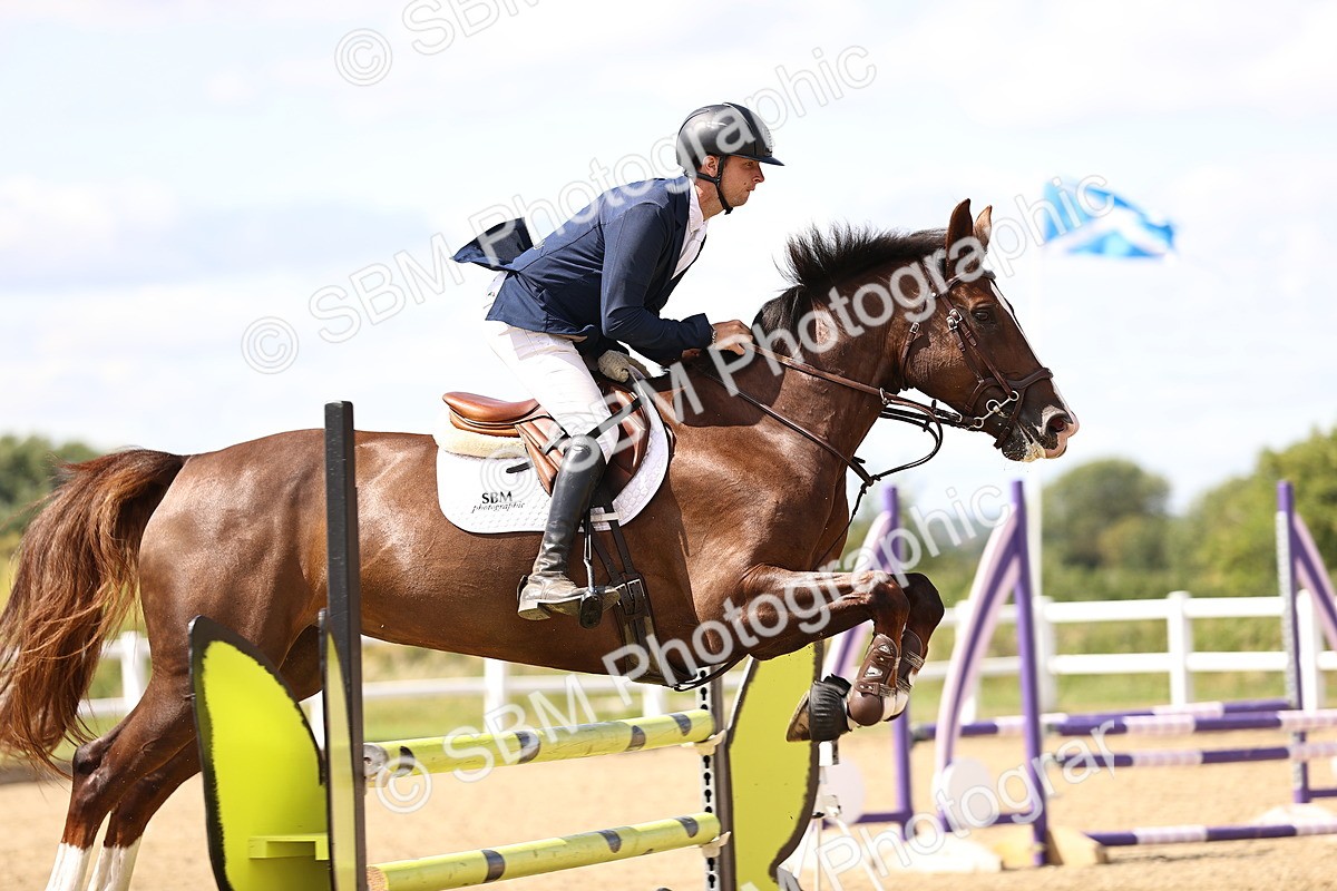 SBM_001327 - Class 6 - Senior Newcomers - 1.10m