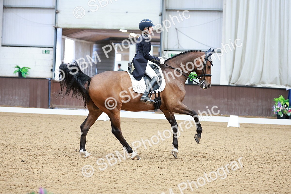 SBM_015902 - Class 5 - FEI INT II - 15.48-17.00