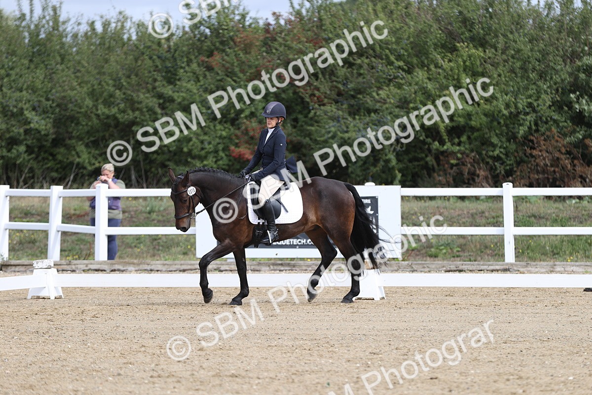 SBM_001491 - Class 2 - Intro 4 Champs - 10.56-11.44