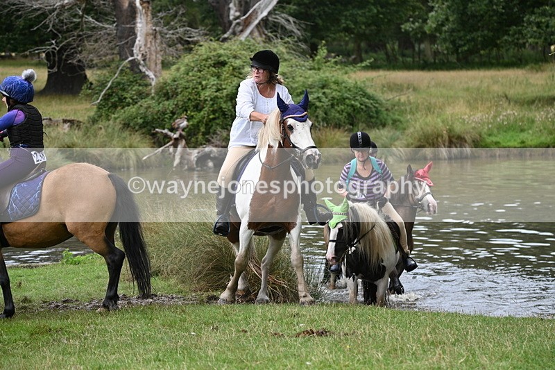 WJ7_2257 - Time at Water 11:14 to 11:36