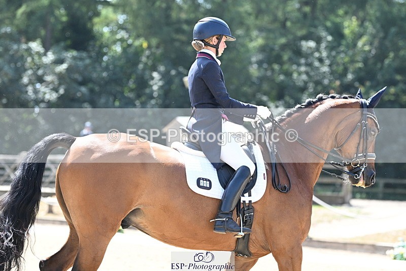 250810A-134729-07085 - 111-Elizabeth.AllenHeraldik