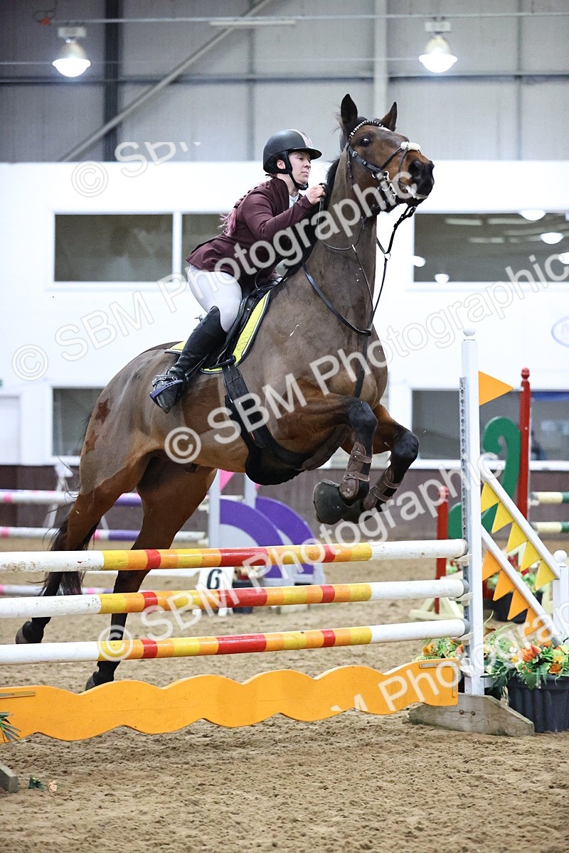 SBM_2120 - Class 8 - Nupafeed Supplements Senior Discovery/ 1m Open