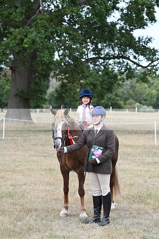 WJ7_4554 - Class 11 Family Mount