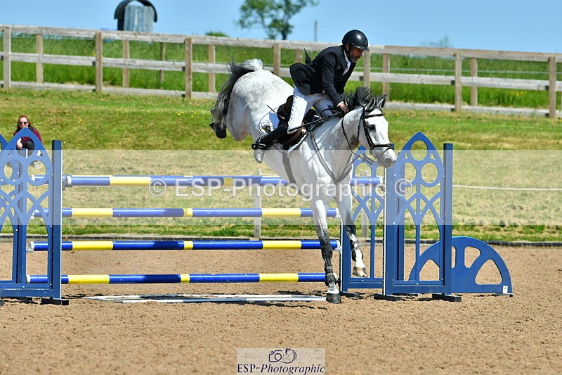 230527A-144229-05080 - Cls 17 National 1.30m Open