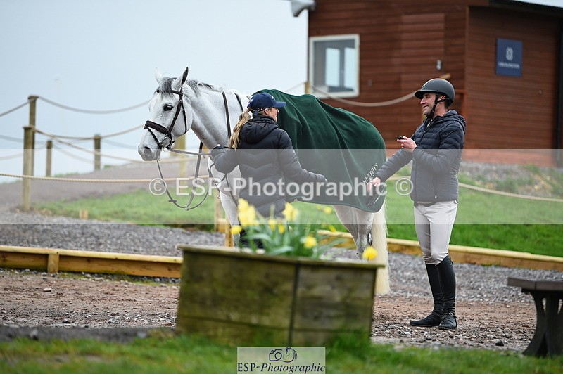 240207A-145512-00605 - Cls 5 Foxhunter and Open