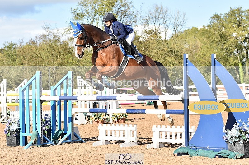 231014A-143046-05300 - Cls 15 1.05m Amateur Q 2nd R