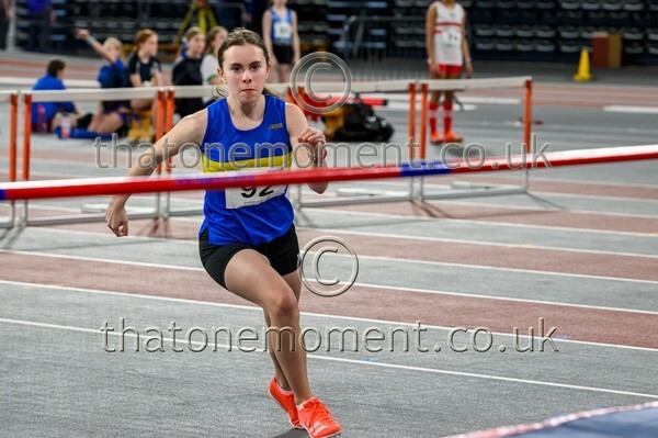 CombiMast25-913696 - Field Female