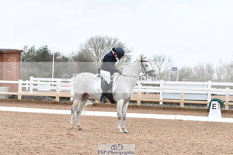 240121A-105103-00493 - Cls 5 Novice 37A