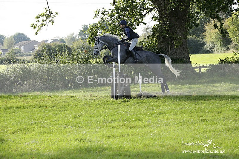  WWHT 171021 3357 - Intermediate (0.90m)  17/10/21