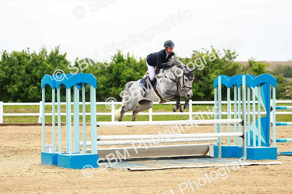 SBM_001175 - Class 5 - Senior Foxhunters - 1.20m