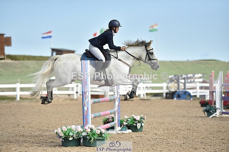 250628-173230-07213 - Cls 24 Pony Discovery & 90cm Open