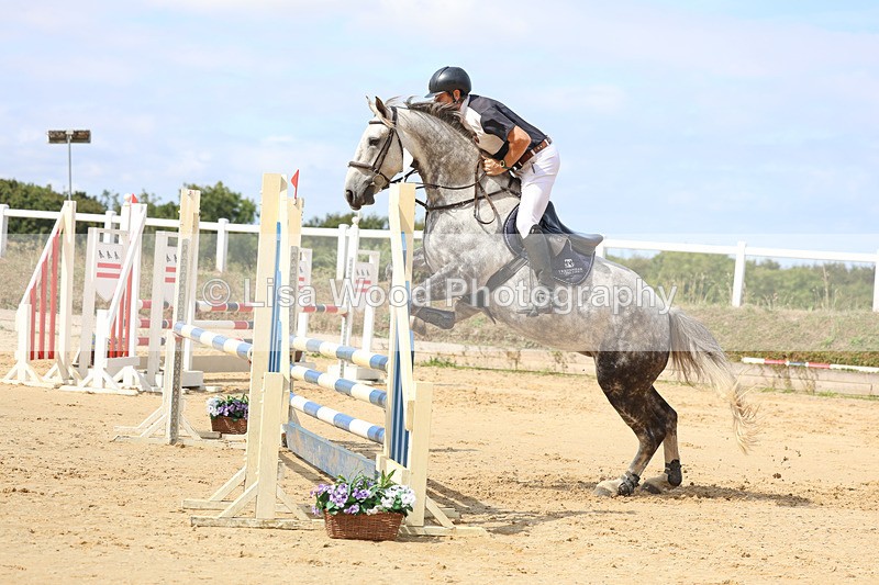 3E7A3666 - Class 4: Senior British Novice/90cm open