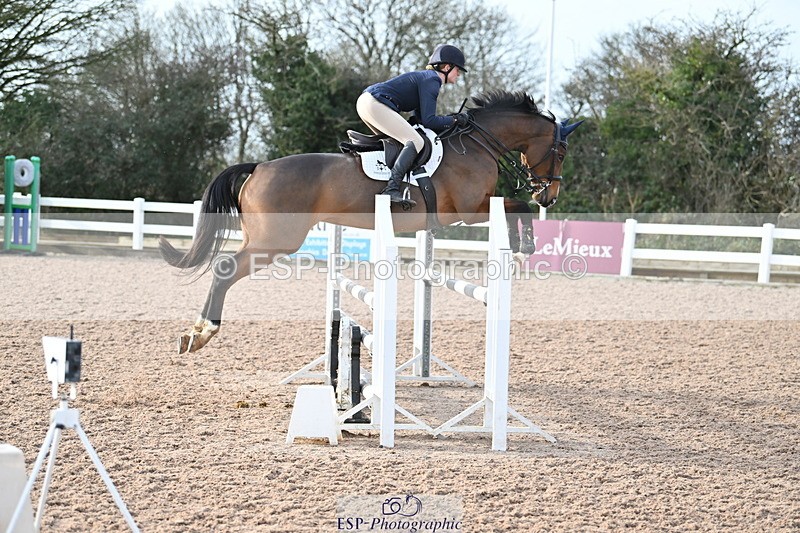 231208A-114747-00557 - Cls 4 Snr 1.05m Open