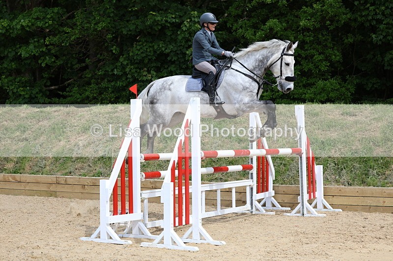 3E7A7321 - Class 7: Senior Newcomers/1.10m open