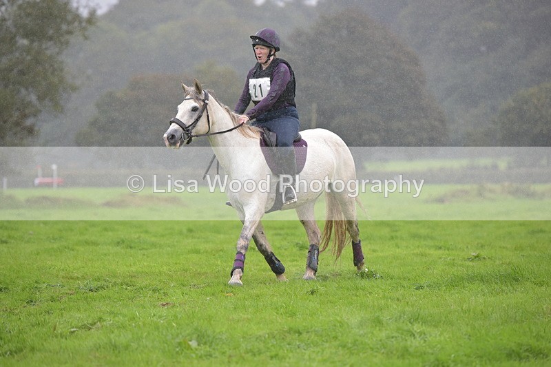 RAY_9410 - Class 1: 65cm: Ski Jump